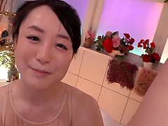 Chubby Japanese MILF Kudou Naomi knows how to pleasure a dick
