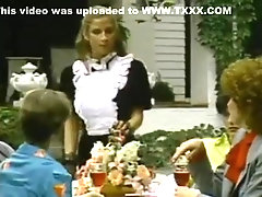 Maid shows wife how its done